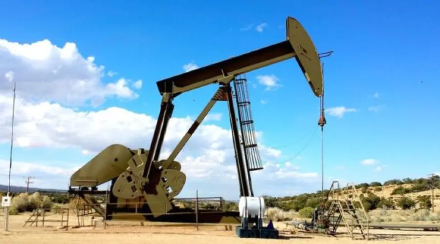 OPEC: raggiunto l’accordo, il prezzo del petrolio aumenta subito del 10%