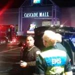 Burlington, USA: sparatoria nel centro commerciale, uccise quattro persone. Caccia al killer