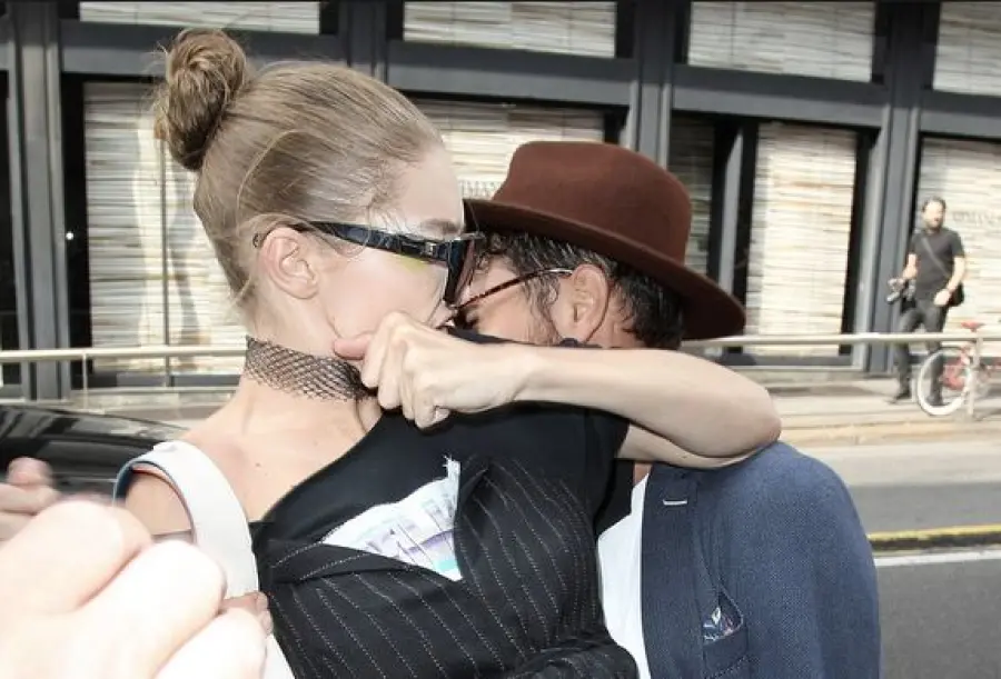 Gigi Hadid aggredita da un uomo, si difende a calci e gomitate