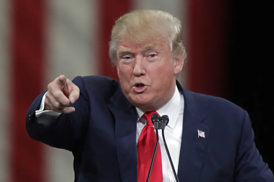 Presidenziali USA, regna il caos soprattutto nei centri repubblicani e Donald Trump chiede scusa