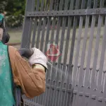 La Sabbiatura a Modena: Processo, Vantaggi e Applicazioni